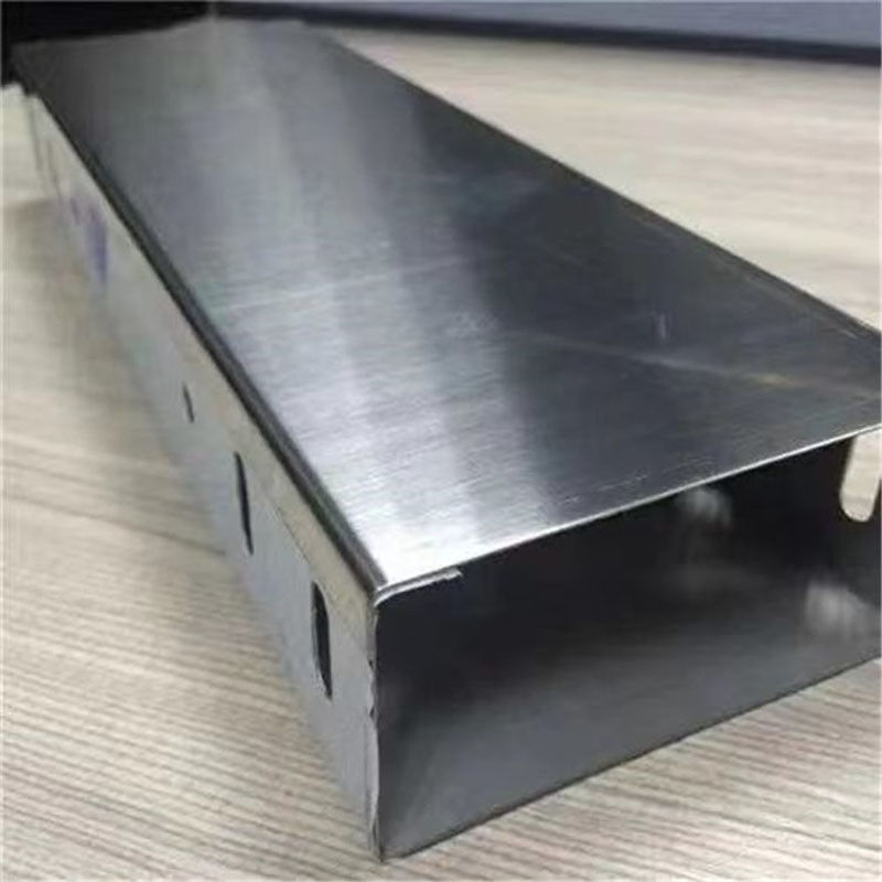 Wall Mounted Steel Electrical Cable Trays For Effortless Cable Management Galvanised Cable Tray