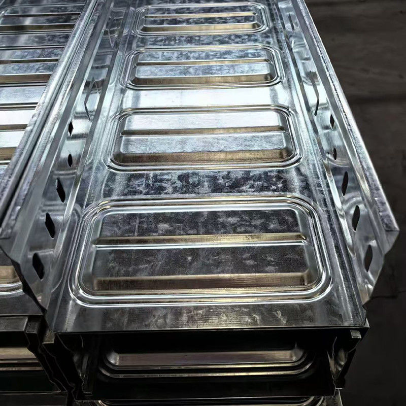 Strength Corrosion Resistant Lightweight Wall Mounted Metal Cable Trays Trough Cable Tray
